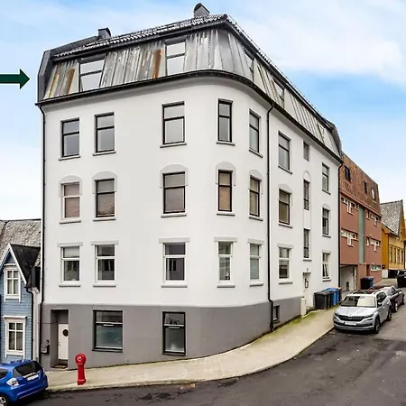 Apartment Flott Med Herlig Utsikt Alesund